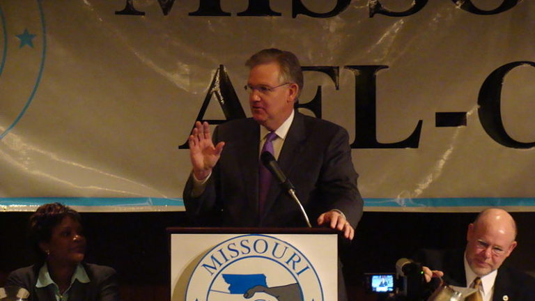 800px-Jay_Nixon_at_the_Missouri_AFL-CIO_State_Convention