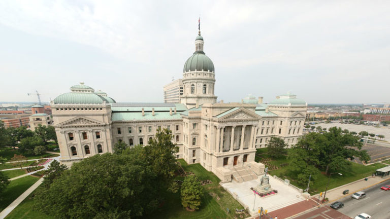 Indiana_State_Capitol_rect_pano2