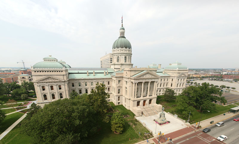 Indiana_State_Capitol_rect_pano2