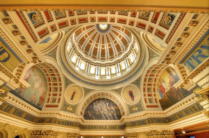 Rotunda_in_the_Pennsylvania_State_Capitol_Building