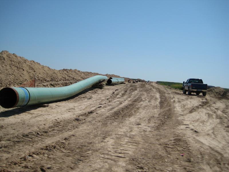 Pipes_for_keystone_pipeline_in_2009