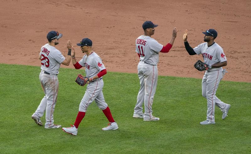 1600px-Boston_Red_Sox_(48069868513)