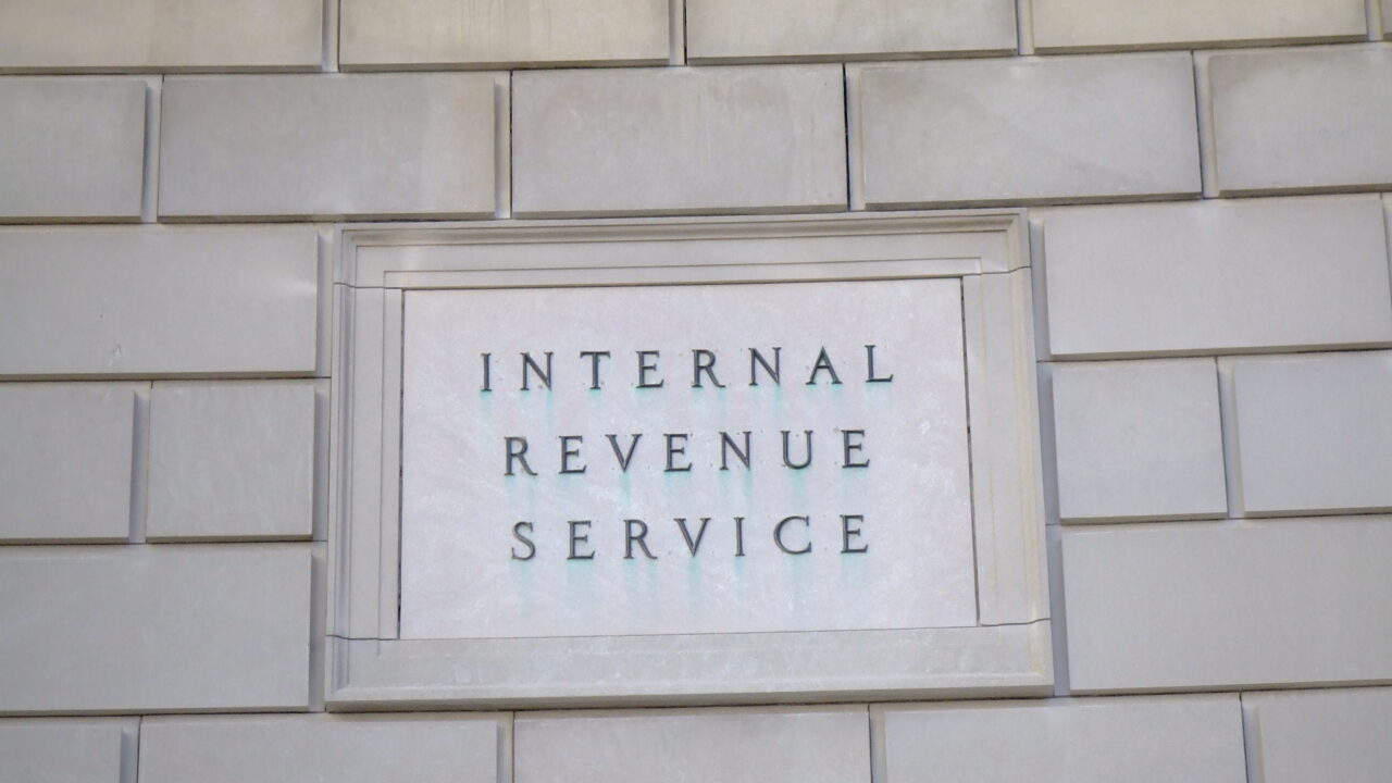 IRS Hiring Gun-Carrying Agents in all 50 States 310860384_1a2c882e1f_o-1280x720